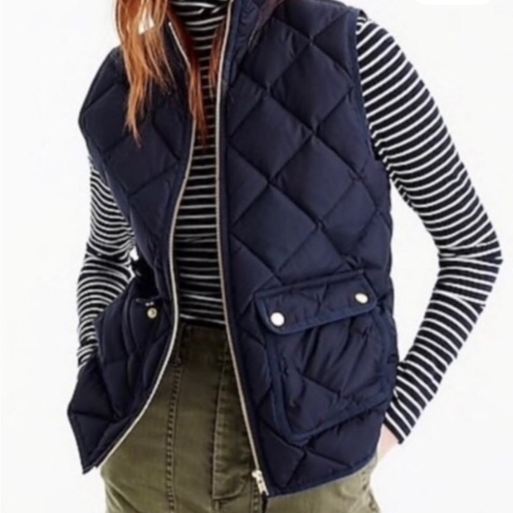 J Crew puffer vest navy
